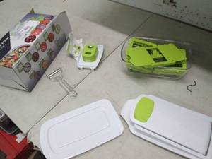 magic chef 8 in 1 multi uyse slicer...