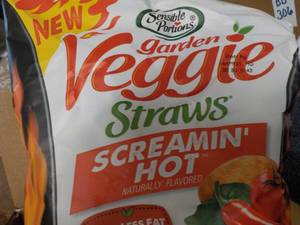 lot 202 image: 6 -6 oz Bags Garden Veggie Straws ...