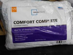 lot 220 image: Mainstays SQ Size Comfort Complete...