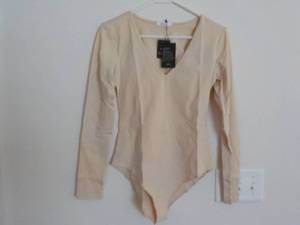 lot 281 image: Mangdiup size S Bodysuit top...