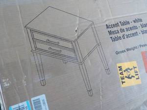 lot 325 image: Repairable Chairs and End Table...