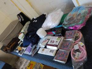 lot 326 image: Large Lot of Unclaimed Merchandise ...
