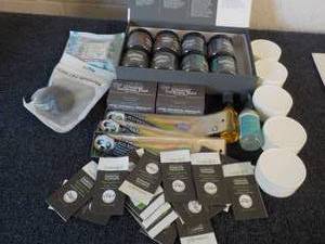 lot 343 image: InVitamin and BeMindful Sample Pack...
