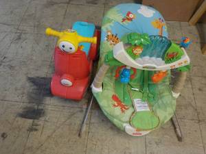 lot 351 image: Baby Playset and Toddler Ride on To...