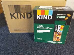 lot 378 image: Box of 12 Kind Apple Cinnamon Pecan...