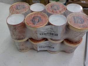 lot 390 image: 16 Tubs Halo Top Peanut Butter Cup ...