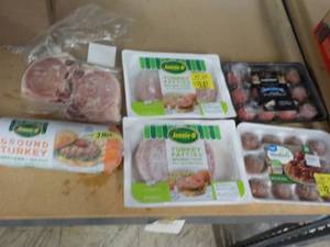 lot 401 image: Frozen Assortment...
