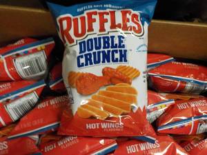 lot 463 image: Case of Ruffles Double Crunch Hot W...