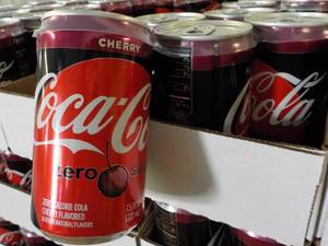 lot 486 image: 2 - 24 packs 7.5 oz Cans Coca Cola ...
