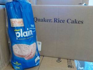lot 500 image: 4 Cases of 12 Quaker Rice Cakes pa...