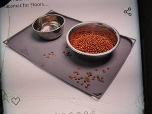 lot 39 image: 2 Silicone Dog Food Mats retail $1...