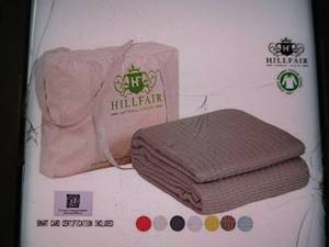lot 79 image: Organic Cotton King Size Blanket r...