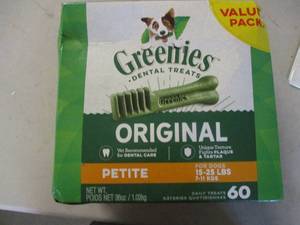 lot 86 image: Greenies Dental Dog Treats...