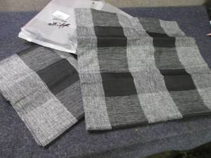 4- 2pks Decorative Pillow Covers 18...