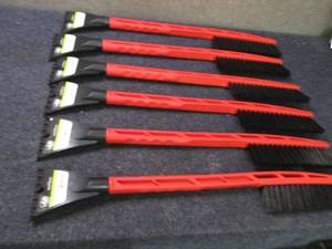 6- Auto Drive 24 inch IcescraperSn...