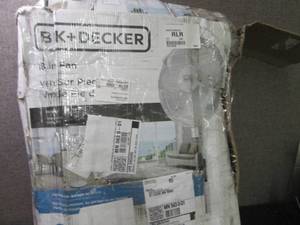Black & Decker 18 inch Pedestal Fan...