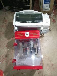 Popcorn maker & toaster - mixed conditon- see pictures