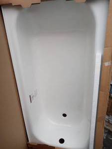 Aloha 60 in. Left Drain Rectangular Alcove Soaking Bathtub in White by Bootz Industries- open box not used - see pictures