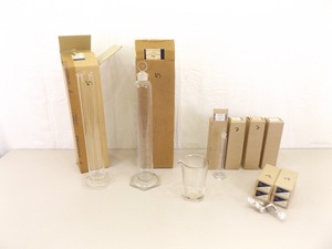 lot 5 image: Lot of NEW Glass Lab Cylinders, Beakers, etc.