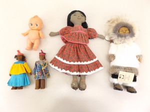 lot 45 image: Lot of Vintage Ethnic etc. Dolls