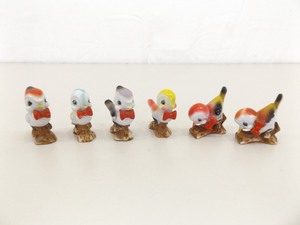 lot 82 image: 6 of THE CUTEST Vintage 2.5 Hand Painted Porcelain Japan Birds