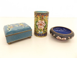 lot 85 image: Lot Of 3 Cloisonne Trinket Dishes