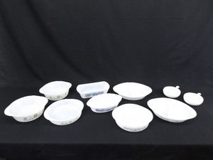 lot 96 image: Large Lot of Vintage Glasbake Currier and Ives etc. Casserole Dishes