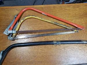 lot 86 image: 4 Saws
