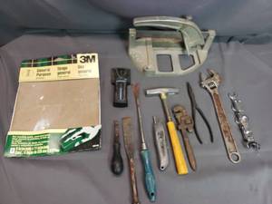 lot 37 image: Lot of Various Tools