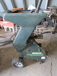 5 HP Wood Chipper and Shredder