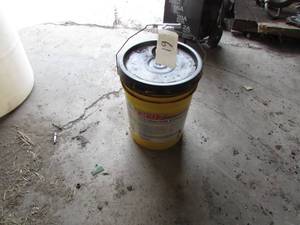 Tractor Hydraulic Oil