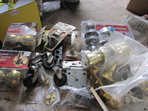 Castors - Hinges - Locks