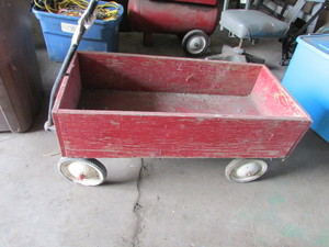 Wood Red Wagon