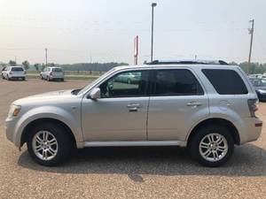 2009 Mercury Mariner Premier - 4WD - Very Clean