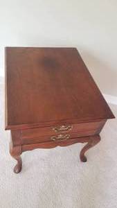 Mahogany Side Table by Hammary