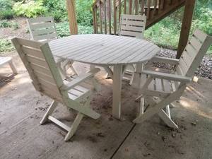 By the Yard Patio Deck Dining Set