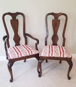 Stunning Mahogany Dining Set by Century Classics