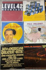 lot 33 image: 33 RPM Vinyl Albums From the 50, 60s and 70S - Easy Listening and Movie Soundtracks
