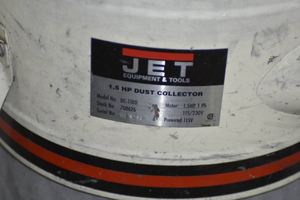 lot 9 image: JET 1.5 HP Dust Collector