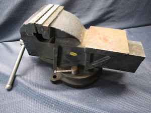 Bench Vise