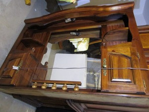 Hutch Top