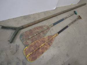 Boat Pusher, Paddles