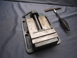 Machinist Vise, Hammer