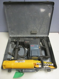 lot 501 image: BOSCH HAMMER DRILL, W ADAPTER, DRILL BITS