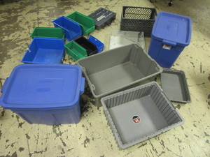 lot 538 image: AKRO, AKRO-STYLE BINS, RUBBERMAID 18-GALLON STORAGE BINS, OTHER ASSRTD. STORAGE BINS