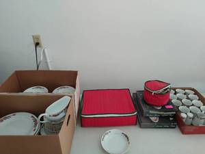 Fairfield Fine China Set