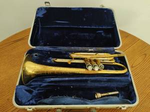 Silvertone Trumpet with Case