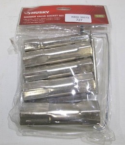 lot 727 image: Husky Shower Valve Socket Set