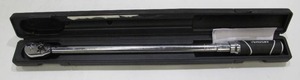 lot 720 image: Husky 50 ft. lbs. to 250 ft. lbs. 12 in. Drive Torque Wrench