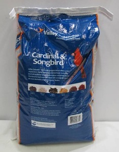 lot 731 image: Valley Splendor Premium Wild Bird Feed - Cardinal & Songbird - 30 lbs